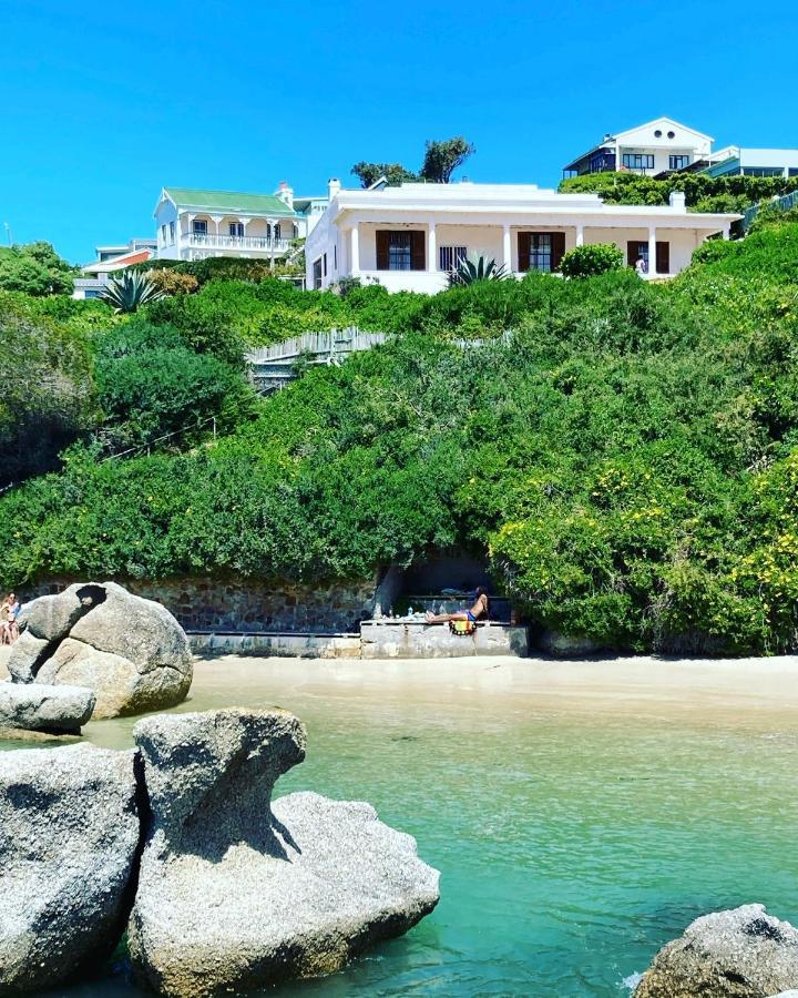 Bosky Dell On Boulders Beach Simon's Town Exterior photo